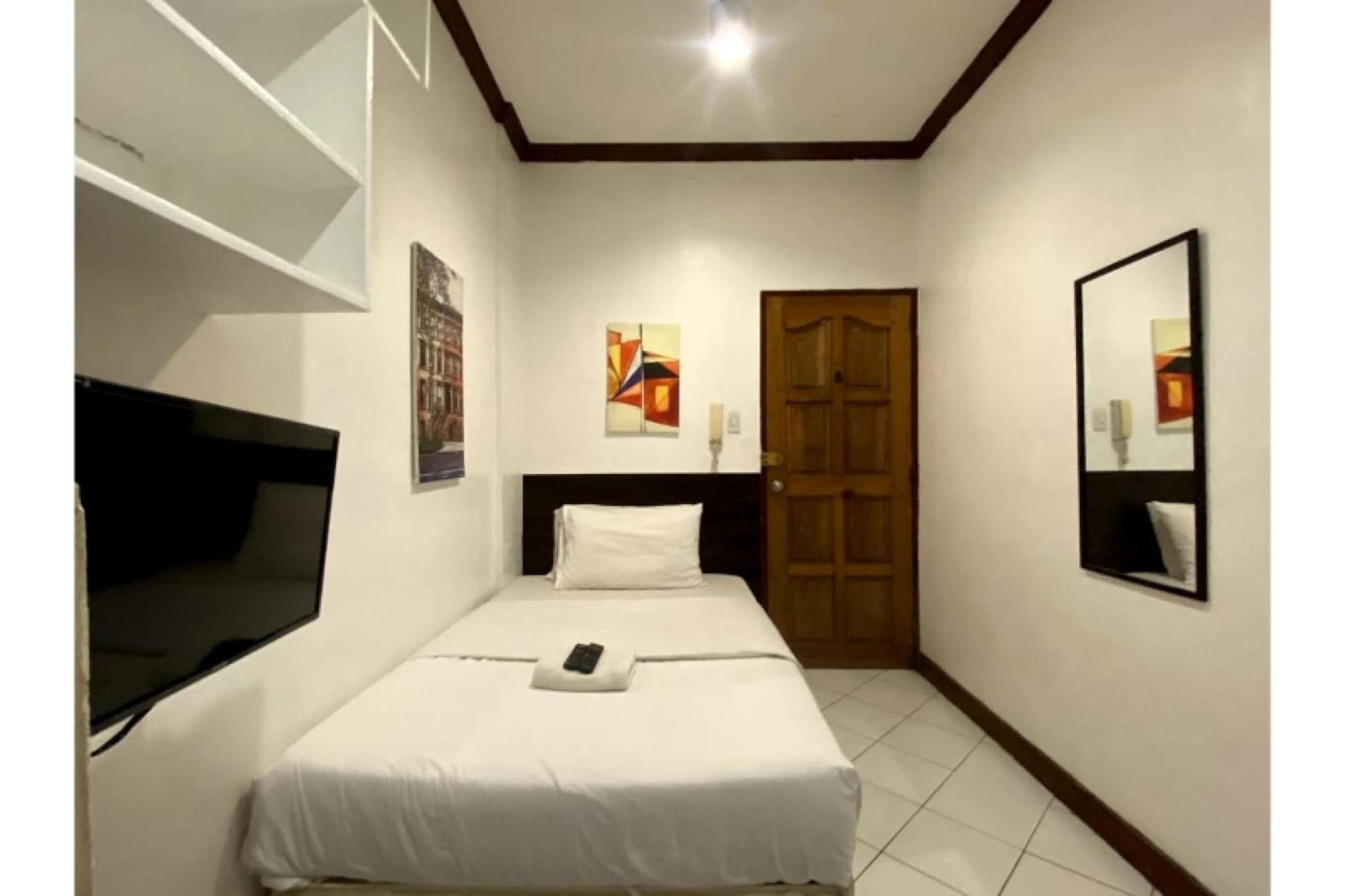 Oyo 857 City Stay Inns Makati Avenue Макати Экстерьер фото